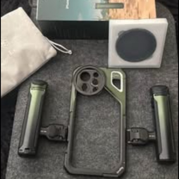 SmallRig x Brandon Li Mobile Video Kit for iPhone 15 Pro Max